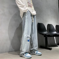 蓝色
