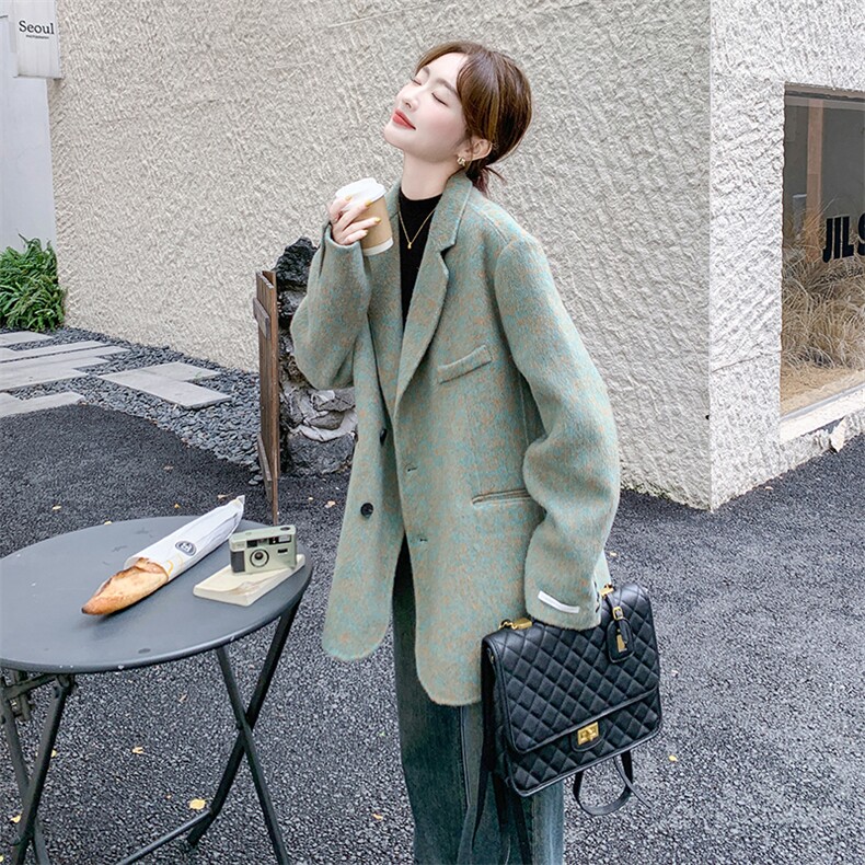 独特超好看绿色毛呢西装厚外套女秋冬韩系气质高级感夹棉呢子大衣,女装毛呢外套,2C262