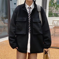黑色