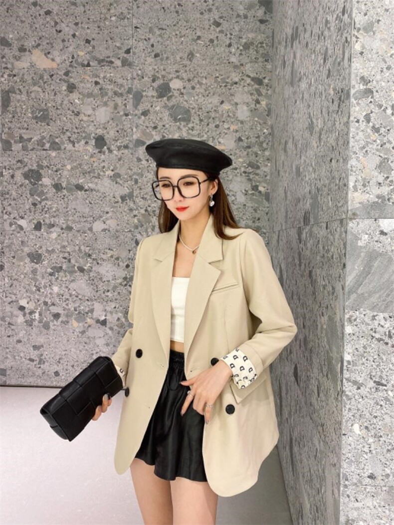 秋季新款显瘦西装，女装西装，魅丽女孩