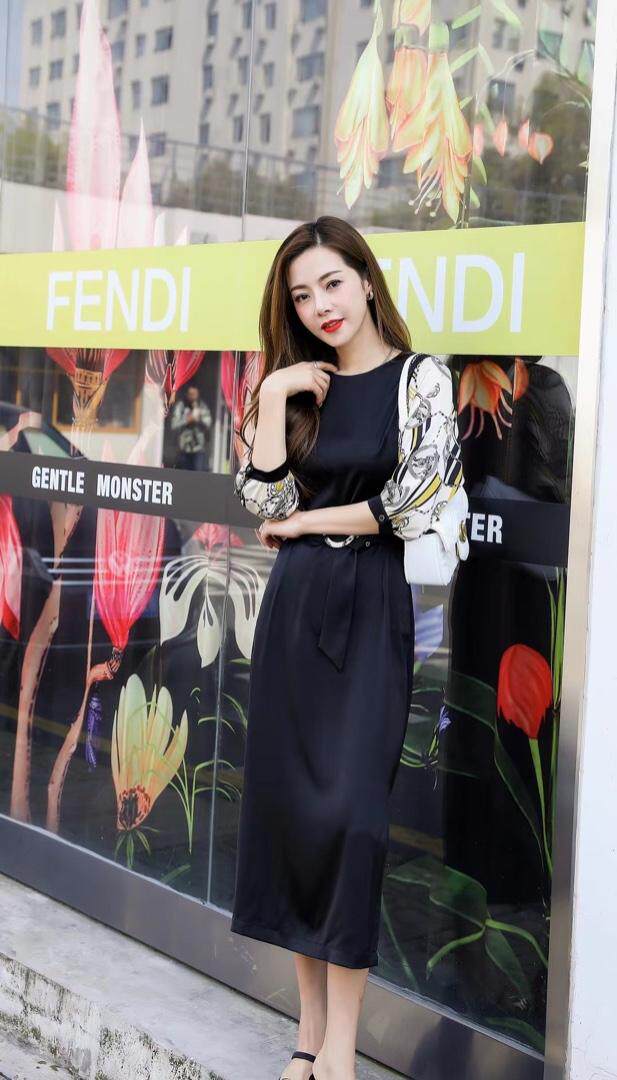 新款气质连衣裙，女装连衣裙，蓝芝衣秀