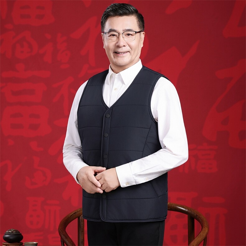 2025年秋季青春流行马甲超修身V领马甲，男装背心/马甲，衣恋羊绒