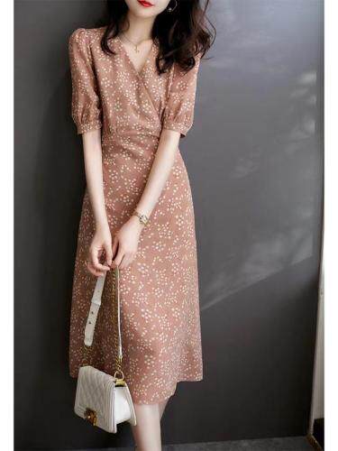 2021连衣裙新品全面上市，女装连衣裙，御裳