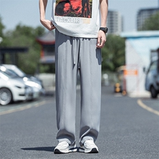 灰色