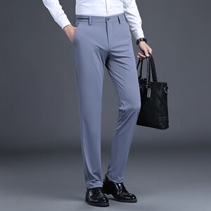 深蓝色