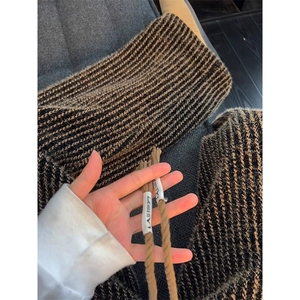 美式竖条纹灯芯绒裤子男款秋冬垂感慵懒风编织卫裤直筒运动休闲裤图片