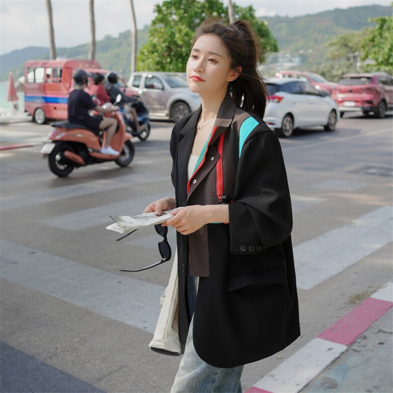 年秋季时尚设计感小众撞色宽松西服黑色休闲减龄外套,女装短外套,帛香坊