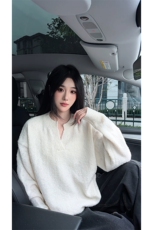 A1820TP55-秋冬新款2025小众V领设计感毛衣男高级感针织衫，男装针织衫/毛衣，电商B241