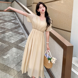 新中式国风连衣裙女夏季新款V领收腰显瘦天丝复古盘扣中长款裙子图片