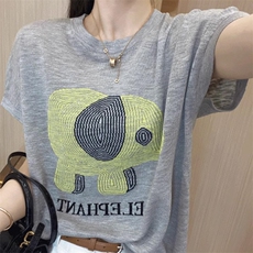 2025新款夏季薄款冰丝针织短袖女设计感洋气字母印花T恤百搭上衣，女装T恤，奢优羊绒