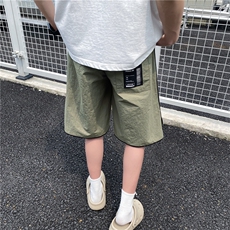 绿色