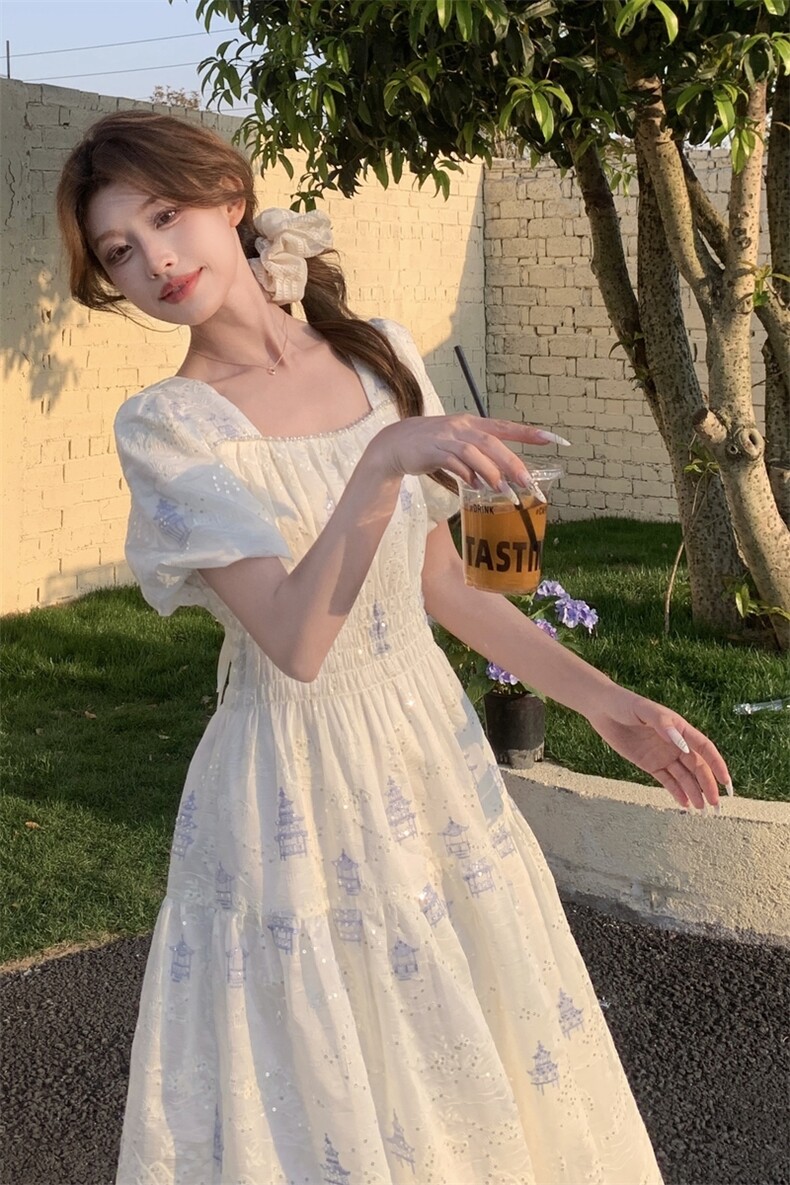 荡领刺绣仙女裙纯欲拼接连衣裙夏季收腰初恋小众碎花显瘦气质初恋,女装连衣裙,浙宝208A