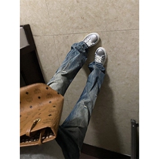 蓝色