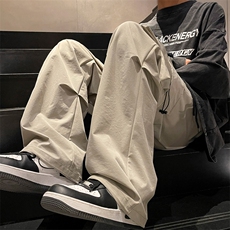 卡其色