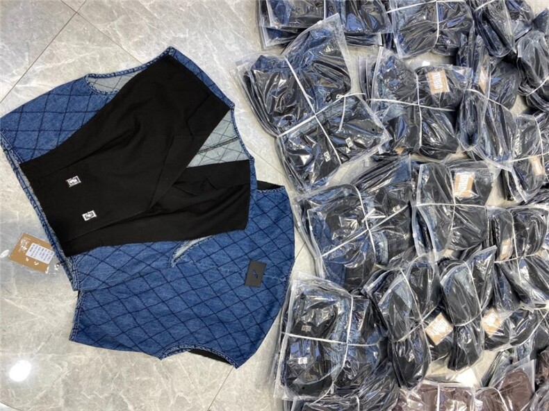 拼色马甲，女装马夹，浪漫E点