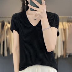 2025年夏季不连帽女士V领时尚百搭短袖，女装T恤，森墨