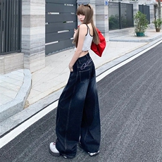 蓝色