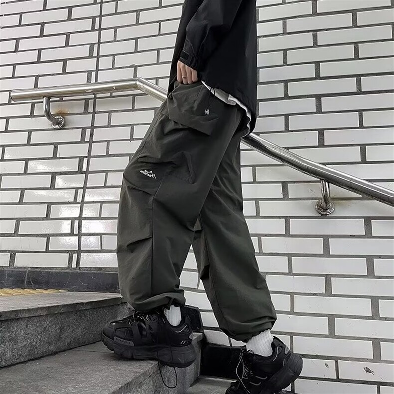 美式冲锋裤男款秋季户外潮牌机能宽松休闲抽绳束脚降落伞兵登山裤图片