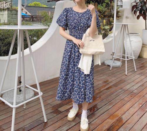 小复古法式花连衣裙，女装连衣裙，新袖