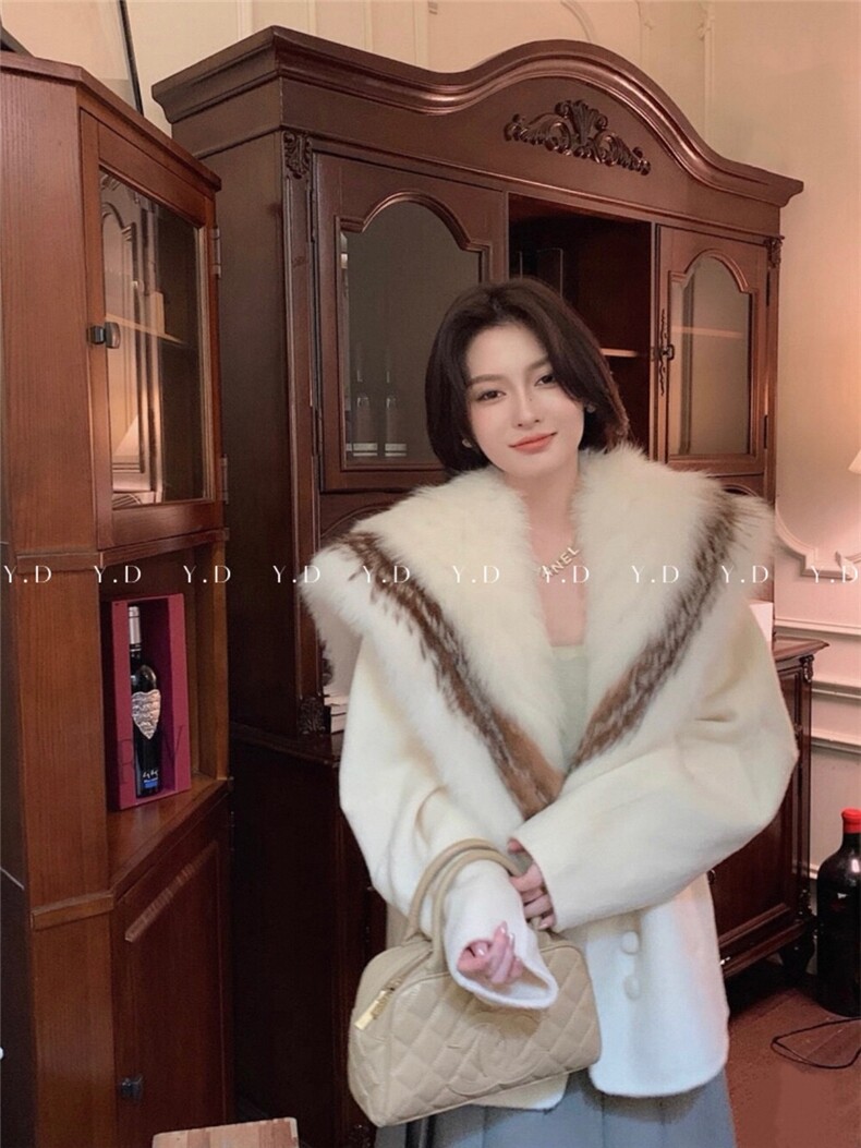 秋冬新款毛呢外套双面羊毛大衣女狐狸毛皮草高级感小个子海军领,女装双面呢大衣,依嘟服饰