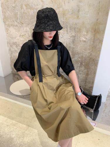 夏季新款背带裙两件套，女装，红头发儿