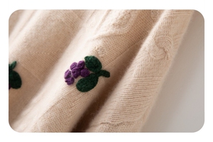 2025秋冬百搭时尚简约圆领长袖针织衫图片