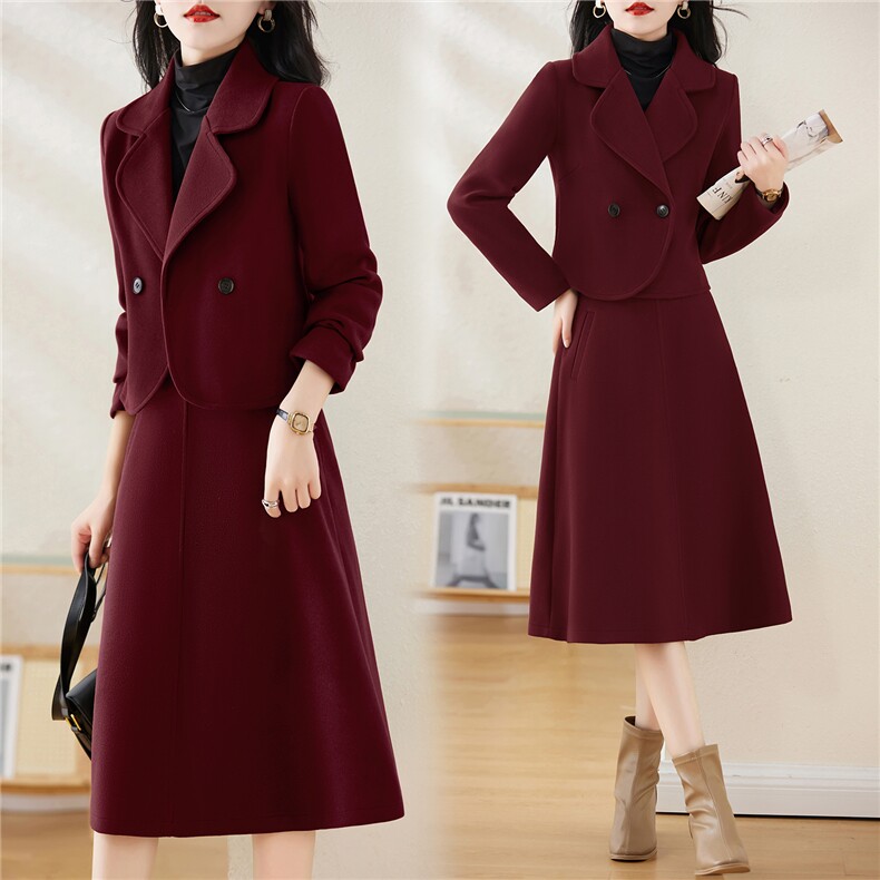 2025年冬季呢料套装，女装套装/套裙，伊航服饰