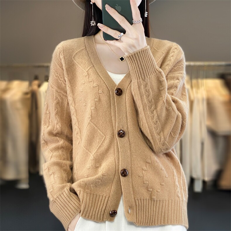 25秋冬新款复古菱形扭花V领100%羊毛开衫女宽松长袖针织羊绒外套,女装羊毛衫,昭美羊绒