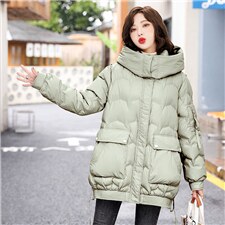 豆绿色