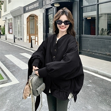 冬日韩系宽松羽绒服配围巾女2026新款设计感小个子大口袋保暖外套，女装羽绒服，2C159