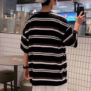 男圆领T恤宽松短袖口袋条纹五分袖T004P23图片