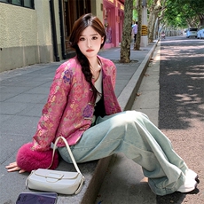 水衣源2700A新中式提花圆领短款羽绒外套女配袖口狐狸毛条，女装羽绒服，水衣源