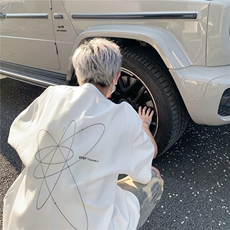 白色