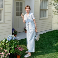 淡蓝色蕾丝拼接马甲阔腿裤套装女夏2025新款两件套独特漂亮巨好看，女装套装/套裙，浙宝203