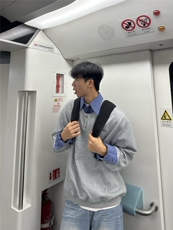 网图-WY10-P5825春装假两件套头卫衣格子拼接上衣套头衫内搭，男装卫衣，电商B327