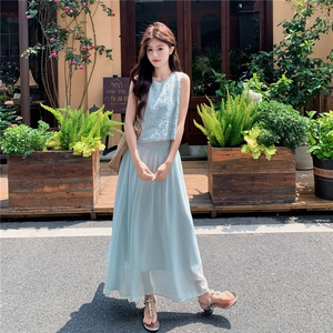 度假风刺绣无袖上衣半身裙套装女2026年夏季新款高级感显瘦两件套图片