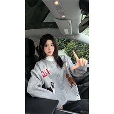 灰色