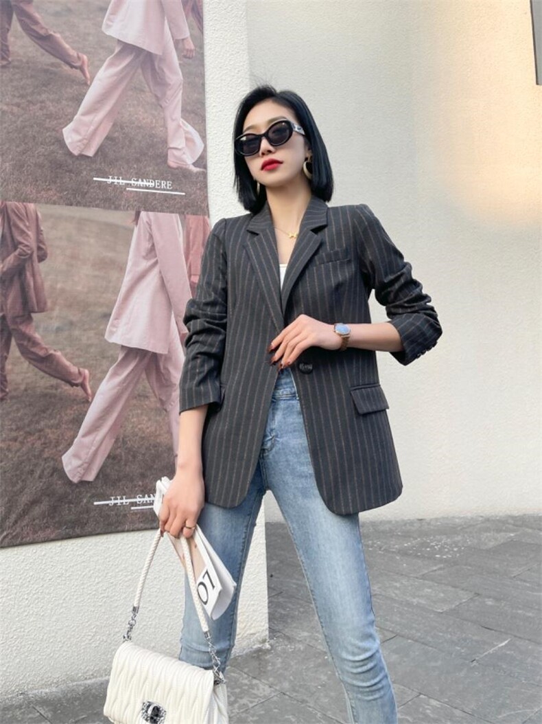 【现货】春装新款韩版修身条纹显瘦西装，女装西装，名怡