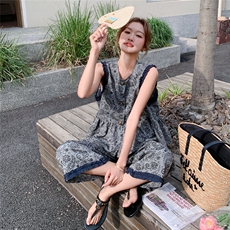 休闲撞色拼接马甲阔腿裤套装女2025夏季新款时尚洋气高级感两件套，女装套装/套裙，浙宝069