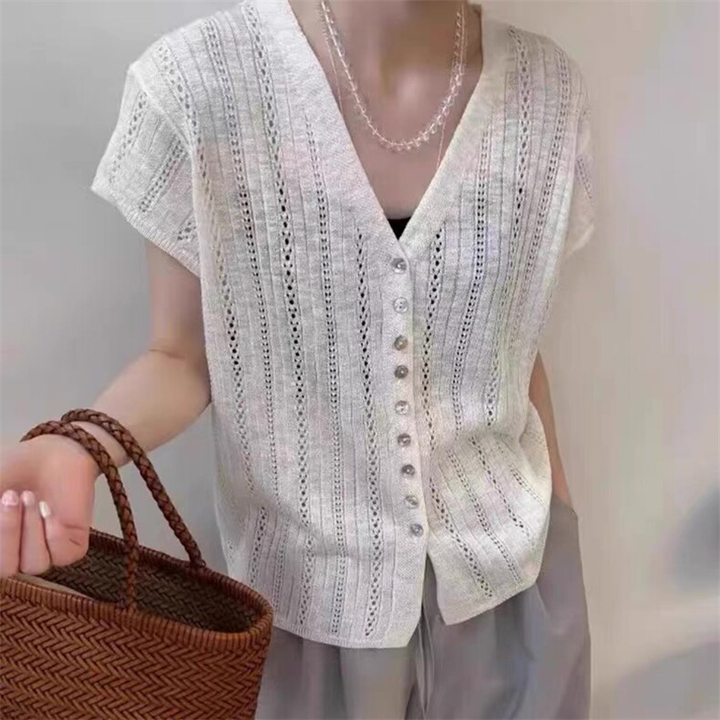 新款v领镂空开衫时尚百搭修身型，女装衬衫，锦弘羊绒