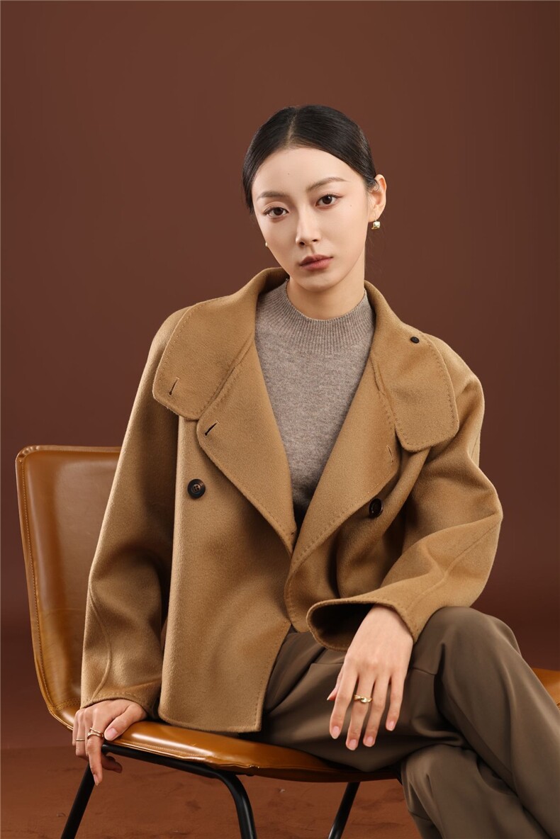 秋冬季纯山羊绒保暖高领简约百搭通勤高级感短外套,女装短外套,卓冠羊绒