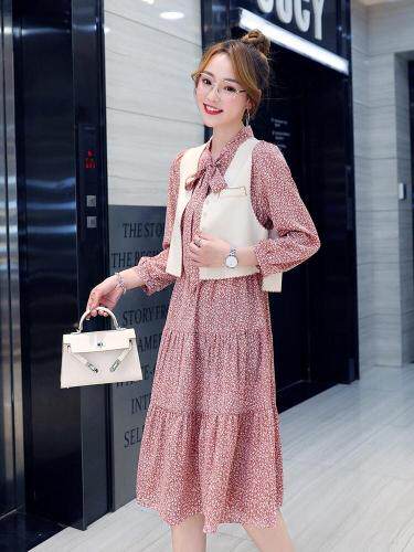 【现货】马甲连衣裙两件套，女装马夹，萱萱家