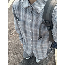 灰色