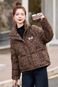 短款羽绒服女2025年冬季新款洋气时髦小个子宽松显瘦加厚保暖外套图片