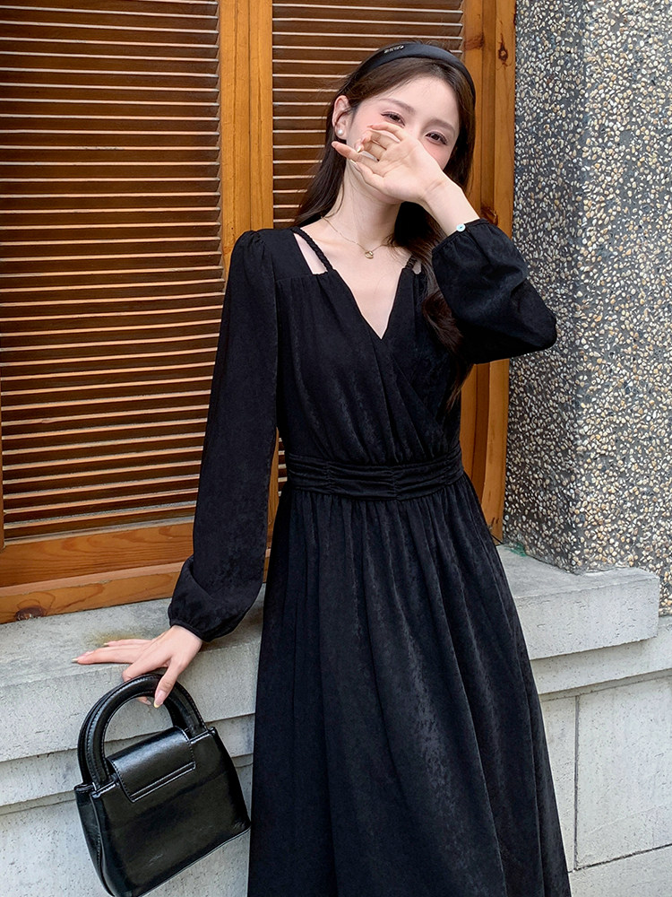 优雅气质红色长袖连衣裙女2025秋季新款收腰显瘦洋气减龄漂亮长裙,女装连衣裙,玖莱伊