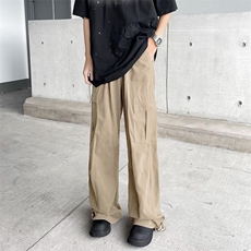卡其色