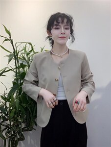 春款新款手工明线缝制小外套黑杏两色图片