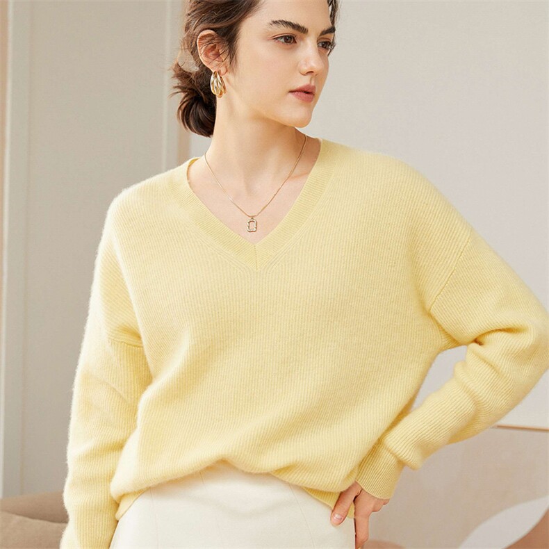 2025新款春秋季v领羊绒衫女100纯羊绒宽松落肩袖针织衫山羊绒毛衣，女装羊绒衫，暖思纯羊绒