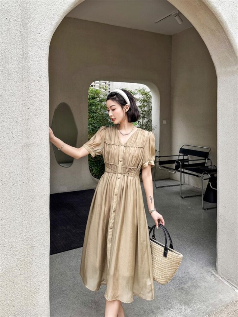 现货新品连衣裙77%空气面料手感柔软透气，女装连衣裙，荷塘月色