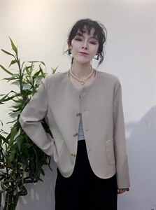 春款新款手工明线缝制小外套黑杏两色图片